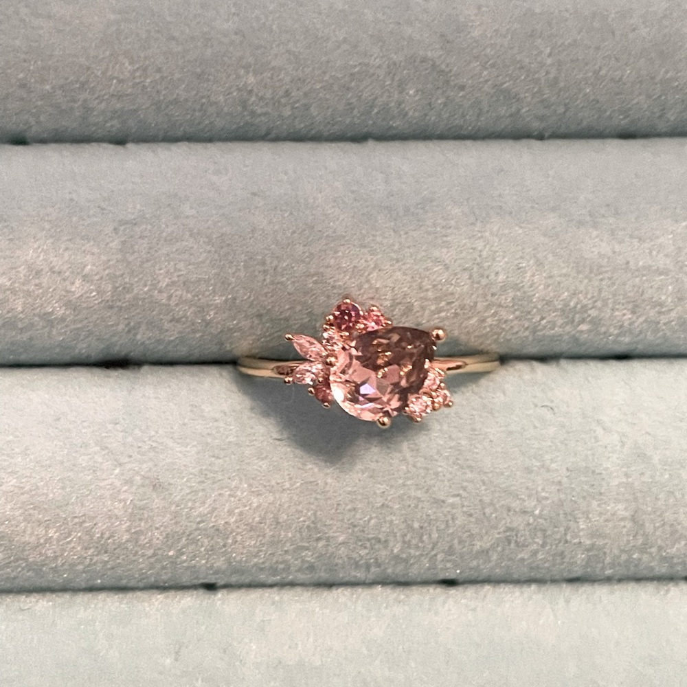 Oomiay Succulent Ring